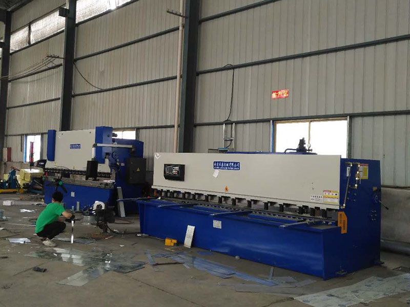 啪啪啪免费观看通風之廠房展示